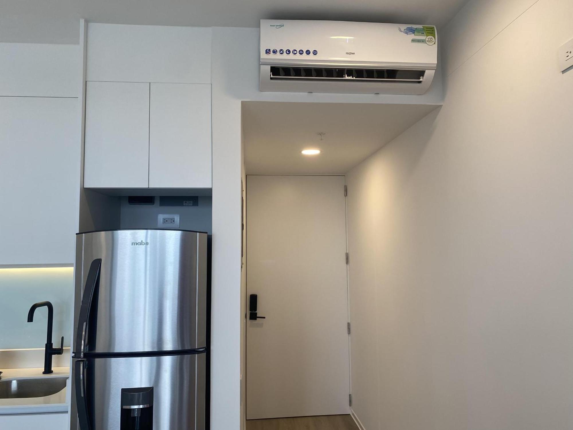 Brand New 1 Bed Loft With Spectacular City View Сан Хосе Екстериор снимка