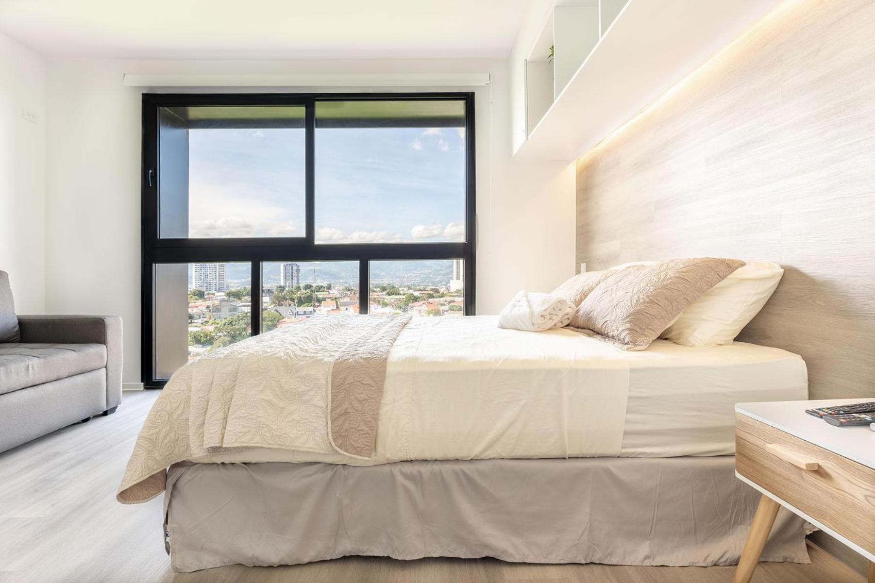Brand New 1 Bed Loft With Spectacular City View Сан Хосе Екстериор снимка